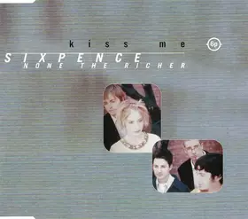 Couverture du produit · Kiss Me