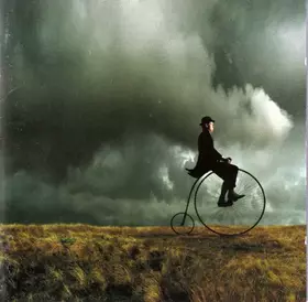 Couverture du produit · The Visitor