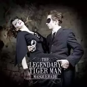 Couverture du produit · Masquerade