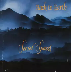 Couverture du produit · Secret Spaces