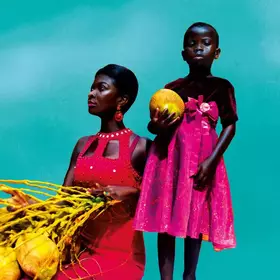 Couverture du produit · Zone 6, Agege