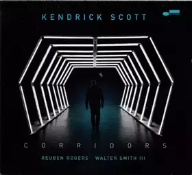 Couverture du produit · Corridors
