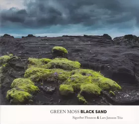 Couverture du produit · Green Moss Black Sand