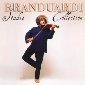 Couverture du produit · Studio Collection