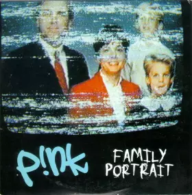 Couverture du produit · Family Portrait