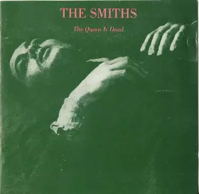 Couverture du produit · The Queen Is Dead