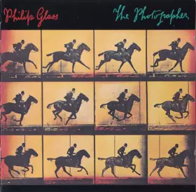 Couverture du produit · The Photographer