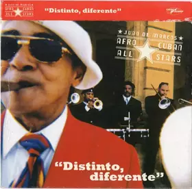 Couverture du produit · Distinto, Diferente