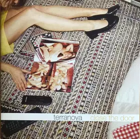 Couverture du produit · Close The Door