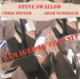 Couverture du produit · Damaged In Transit