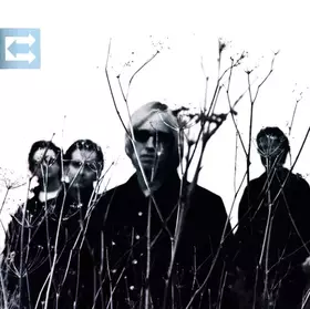 Couverture du produit · Echo