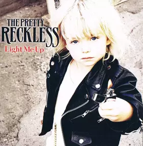Couverture du produit · Light Me Up