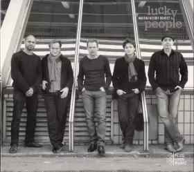 Couverture du produit · Lucky People