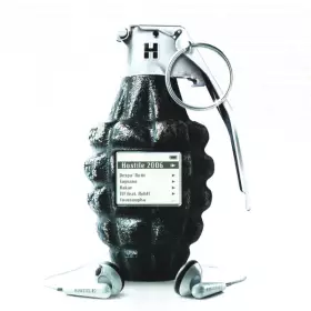 Couverture du produit · Hostile 2006