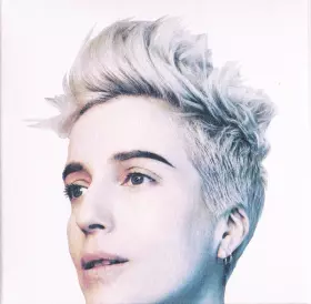 Couverture du produit · Radiate