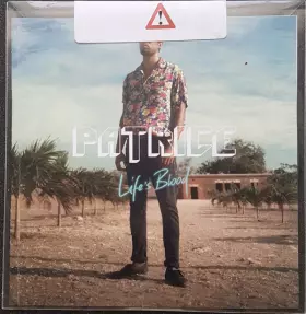 Couverture du produit · Life's Blood