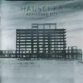 Couverture du produit · Abandoned City