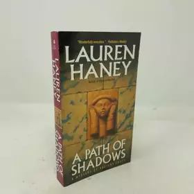 Couverture du produit · A Path of Shadows