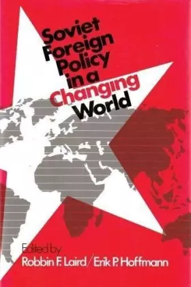 Couverture du produit · Soviet Foreign Policy in a Changing World