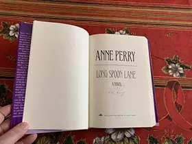 Couverture du produit · Long Spoon Lane (Charlotte & Thomas Pitt Novels)