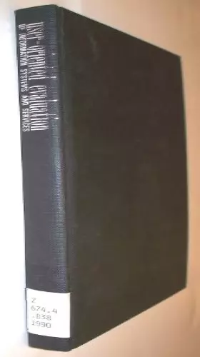 Couverture du produit · User-Oriented Evaluation of Information Systems and Services