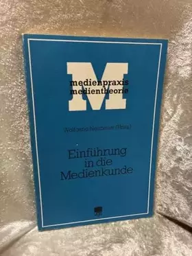 Couverture du produit · Einführung in die Medienkunde
