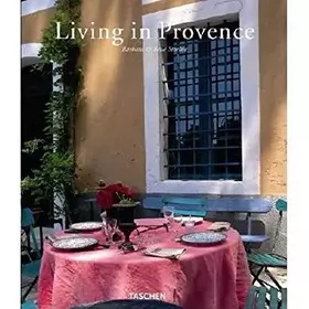 Couverture du produit · Living in Provence